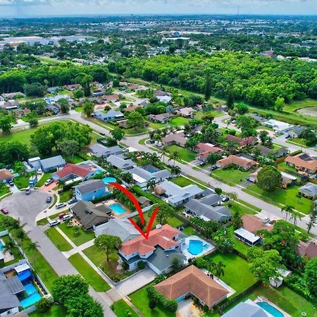 5 Bedroom Mansion With Pool And Non-Heated Jacuzzi Games In Boynton Beach Buitenkant foto