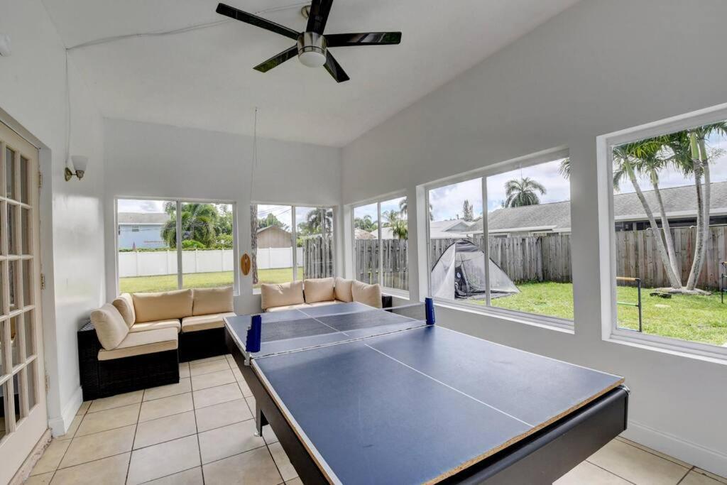 5 Bedroom Mansion With Pool And Non-Heated Jacuzzi Games In Boynton Beach Buitenkant foto